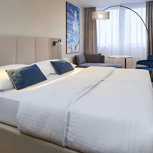 Orea Pyramida 4* Prag
